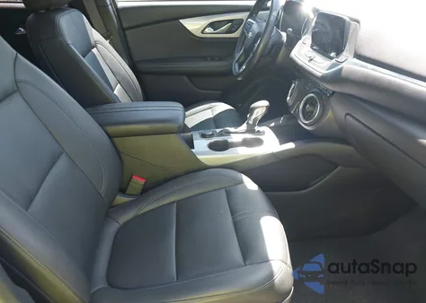 2021 Chevrolet Blazer Fwd 3Lt from USA, damaged, VIN 3GNKBDR42MS529679